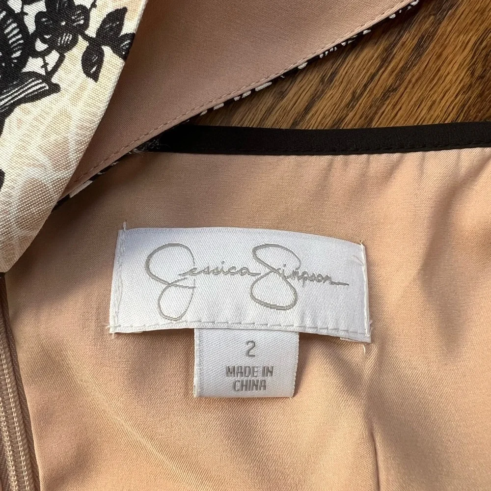 BEAUTIFUL Black and Cream Women's Dress - Picture 8 of 9